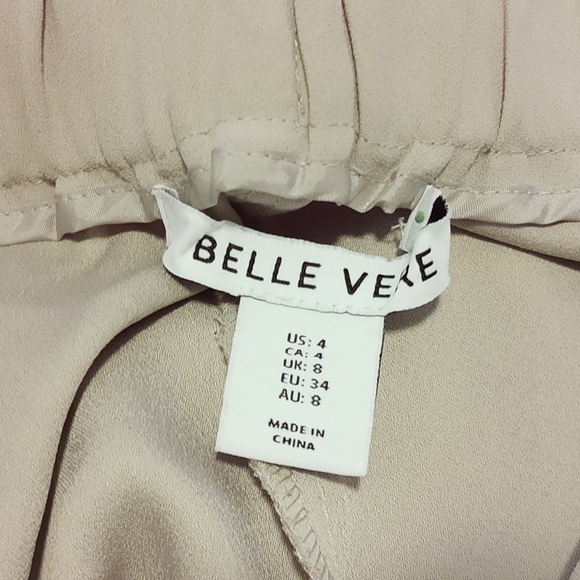 Belle Vere Capri Pants (Size 4)​ - Picture 3 of 5